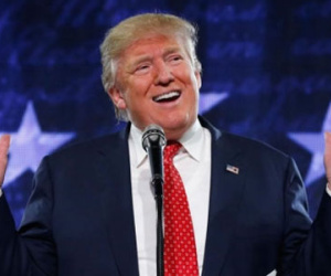 Tình báo Mỹ “nín thở” sợ Donald Trump tiếp cận tài liệu tối mật