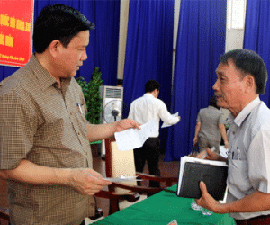 Người dân mong giáo dục đừng chạy theo thành tích