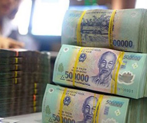4 tháng, chi vượt thu hơn 53.000 tỉ đồng