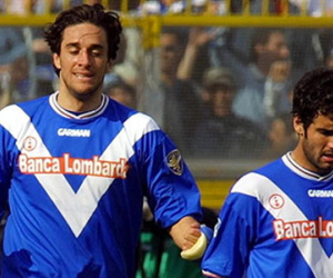 Luca Toni treo giày: Đóa hoa nở muộn đã khép cánh