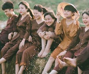 Ảnh kỷ yếu "Cho tôi xin một vé đi tuổi thơ" của teen xứ Nghệ