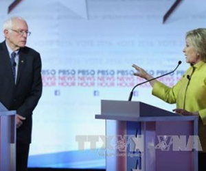 Bà Clinton "bại trận" ở Tây Virginia và Nebraska
