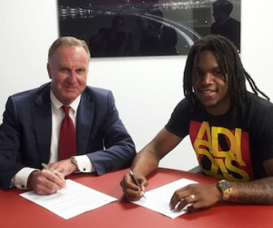 Bayern “cướp” Sanches khỏi tay M.U