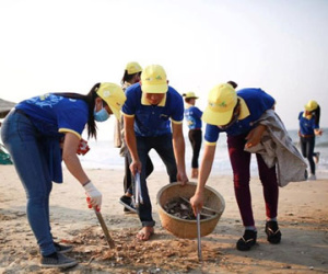 Quảng Trị bác tin 1.000 đoàn viên dọn rác kém nhiệt tình
