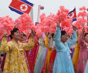 Triều Tiên diễu hành hoành tráng kết thúc đại hội đảng