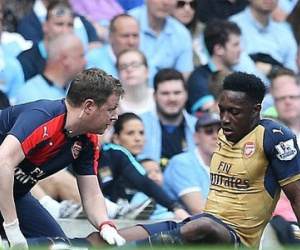 Welbeck chính thức ngồi nhà xem EURO vì phải nghỉ thi đấu 5 tháng