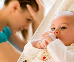 Mâu thuẫn chăm cháu, con dâu đánh mẹ chồng ngất xỉu giữa nhà