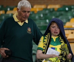 Norwich và Newcastle tuyệt vọng trong ngày xuống hạng