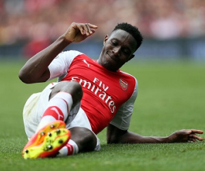 Welbeck chấn thương nghỉ 9 tháng, ĐT Anh và Arsenal "méo mặt"