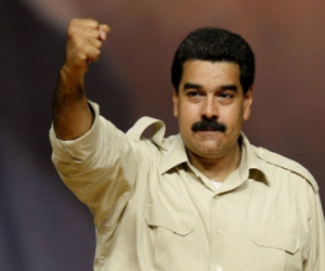 Tổng thống Venezuela ra lệnh tập trận trong tình trạng khẩn cấp