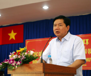 Bí thư Đinh La Thăng: “Không để lòng yêu nước bị lợi dụng”