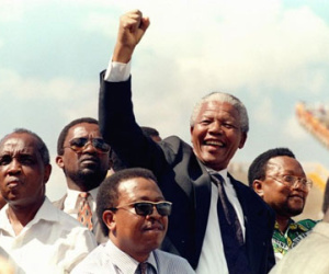 Cựu điệp viên CIA thừa nhận liên quan vụ bắt ông N.Mandela