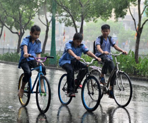 Sấm chớp, mưa lớn trên diện rộng ở Sài Gòn