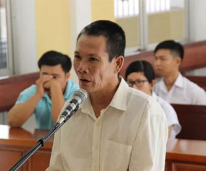 Vợ quyết ly hôn, chồng xuống tay hạ sát