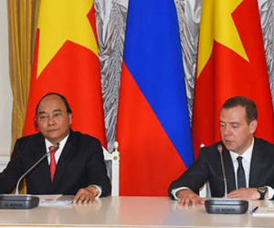 Chùm ảnh: Ngày đầu tiên Thủ tướng Nguyễn Xuân Phúc thăm chính thức Nga