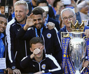 Leicester tưng bừng diễu hành mừng chức vô địch Ngoại hạng Anh