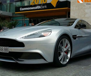 Soi siêu xe 16 tỷ Aston Martin Vanquish "biển độc" tại VN