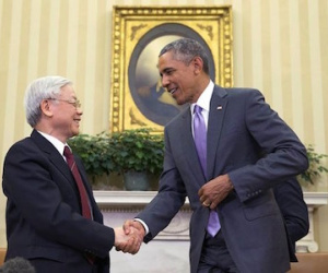 Chuyên gia CSIS: "Lệnh cấm vận vũ khí của Mỹ với Việt Nam đã lỗi thời"
