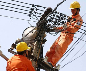 Lãnh đạo EVN lên tiếng việc gộp tiền hiếu hỷ vào chi phí