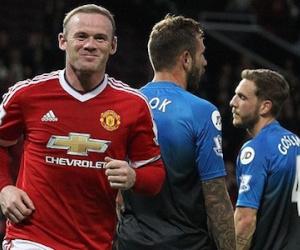 Man Utd về đích thứ năm, dự Europa League