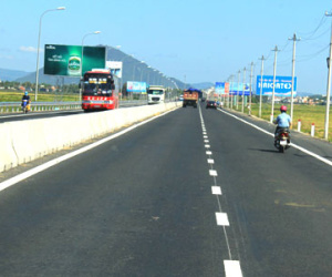 Tốc độ tối đa tại quốc lộ 1A là 90 km/h