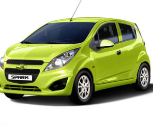 Chevrolet Spark Van mới có giá 279 triệu đồng