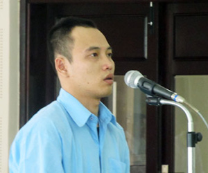Tháo định vị, mang xe thuê đem bán ở Campuchia