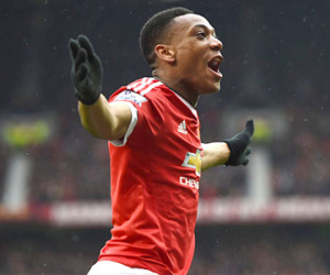 Chung kết Cúp FA: Chỉ Martial mới cứu được Van Gaal