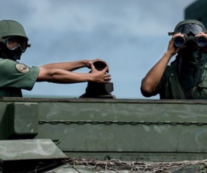 Venezuela tập trận lớn nhất lịch sử trong tình trạng khẩn cấp