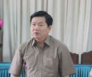 Bí thư Thăng: Các anh đi ngựa hay ô tô?