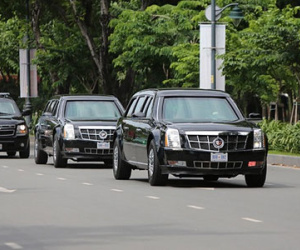 Limousine The Beast của Tổng thống Obama xuống phố Sài Gòn