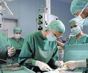 1 tỷ USD chảy ra nước ngoài theo người dân đi chữa bệnh