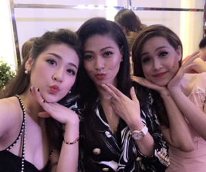 Biên tập viên VTV Ngọc Trinh đọ sắc bên dàn á hậu