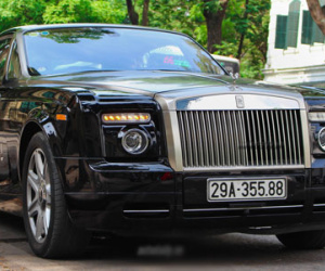 Chạm mặt Rolls-Royce Phantom Coupe "độc nhất vô nhị" tại Việt Nam