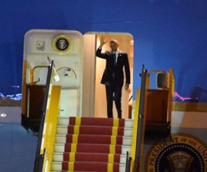 Dân mạng cập nhật từng phút Tổng thống Obama đến Việt Nam