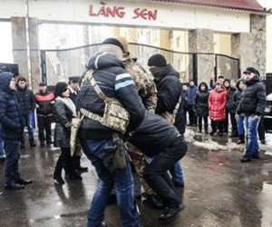 Bộ Ngoại Giao mời đại sứ Ukraine lên làm việc vụ người Việt ở Làng Sen