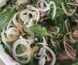 Báo Mỹ khen nức nở 10 món ăn đường phố Việt Nam