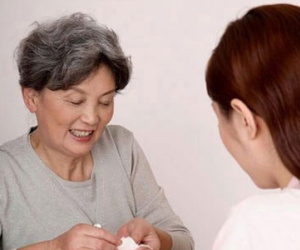 Con ơi, nếu sống quá khổ thì về với mẹ