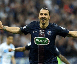 Gia nhập M.U, Ibrahimovic sẽ lấy áo số 9 của Martial