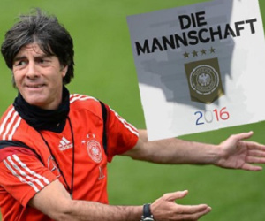 Joachim Loew dùng logo đội tuyển để khích tướng học trò