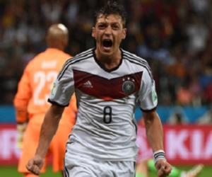 Tiền vệ Mesut Oezil (ĐT Đức): “Chức vô địch là mục tiêu duy nhất của Đức”