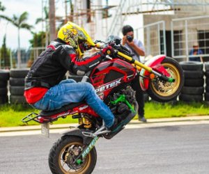 Chuyên gia Mỹ hướng dẫn kỹ thuật stunt cho biker Việt