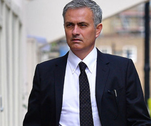 Mourinho chính thức về dẫn dắt MU