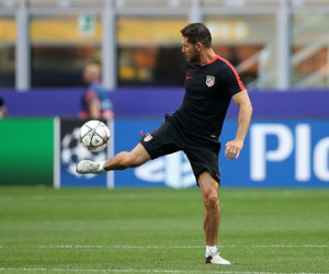 Không phải Ronalo và Bale, Simeone sợ nhất một tiền vệ Real