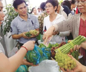 Bùng nổ chợ phiên nông sản