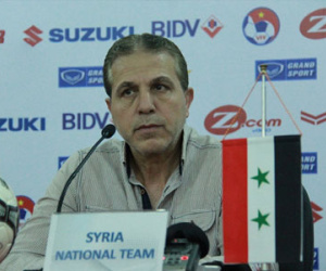 HLV tuyển Syria: "Đất nước đang chiến tranh nhưng chúng tôi vẫn mơ vào World Cup"