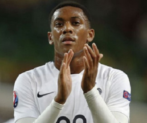 Martial lỡ trận giao hữu Pháp vs Cameroon vì chấn thương đùi