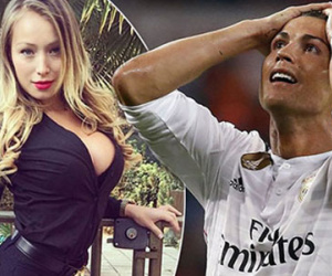 "Tình một đêm" của Ronaldo: Bán mình cho Playboy