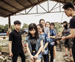 Phát sốt ảnh kỷ yếu "giải cứu mỹ nhân" của học sinh Ninh Bình