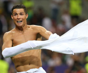 Ronaldo: "Chỉ những kẻ ganh ghét mới chỉ trích tôi"